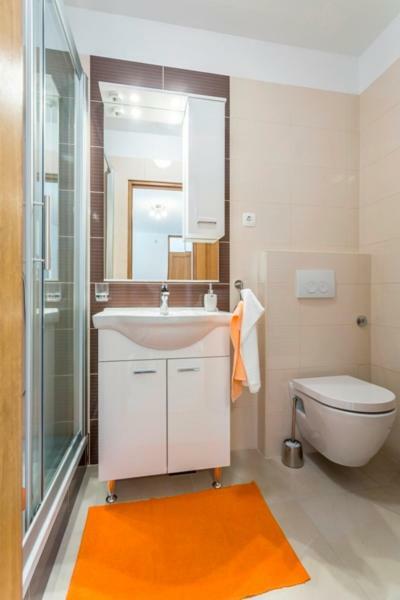 Apartments Bezmalinovic 2 Бол Екстер'єр фото